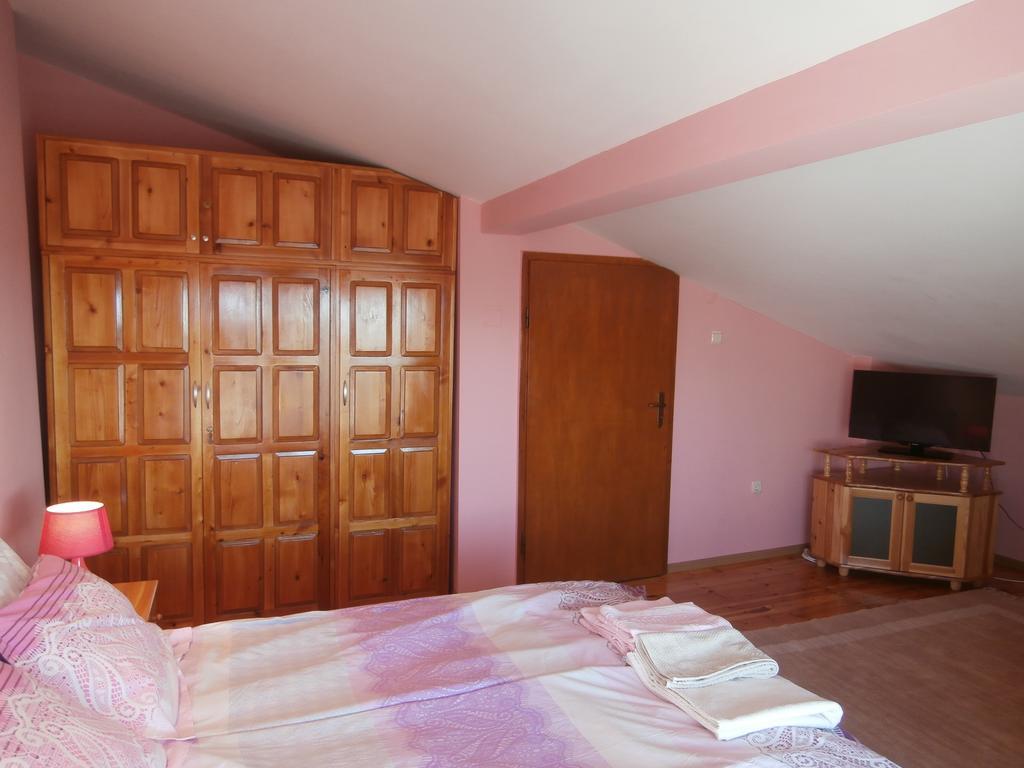 Apartments In House Silent Nature Sandanski Phòng bức ảnh
